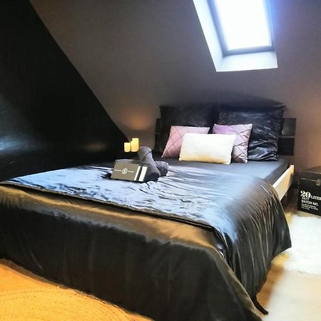 L'Escale Glamour Et Chic - Petit Dejeuner, Netflix, Wifi Niederbronn-les-Bains Exteriör bild